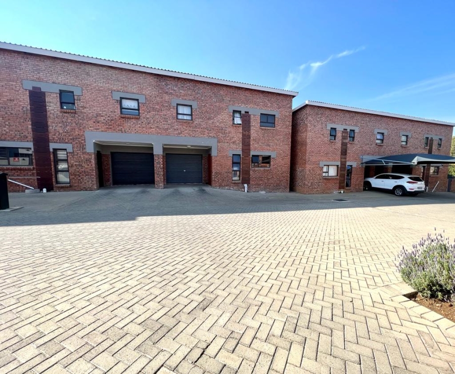 2 Bedroom Property for Sale in Fichardt Park Free State
